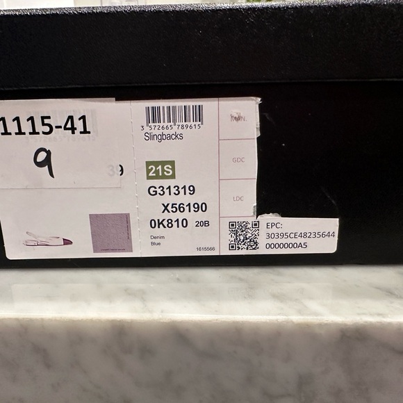 CHANEL 21S Neon Blue Denim Slingback Flats Cap Toe CC Shoes - Size 39 - Picture 12 of 13